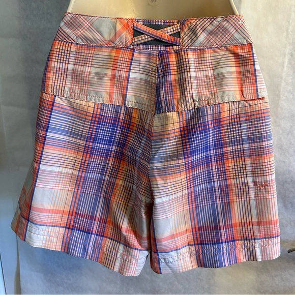 Columbia Cross on Over II belted shorts UPF50 sun protection shorts Sz-6. K18 - Picture 2 of 9